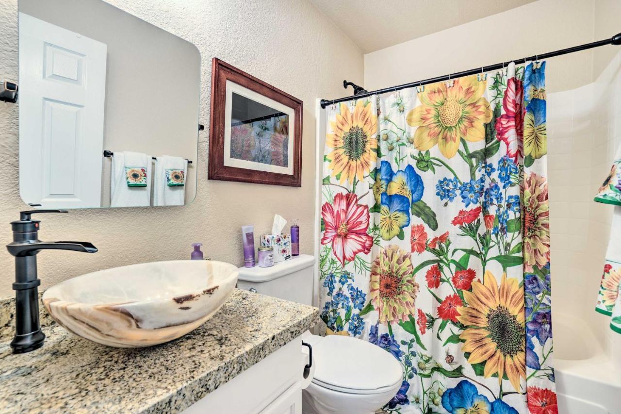 Goodyear Vacation Rental With Pool, Close To Hikes! Liberty Екстер'єр фото